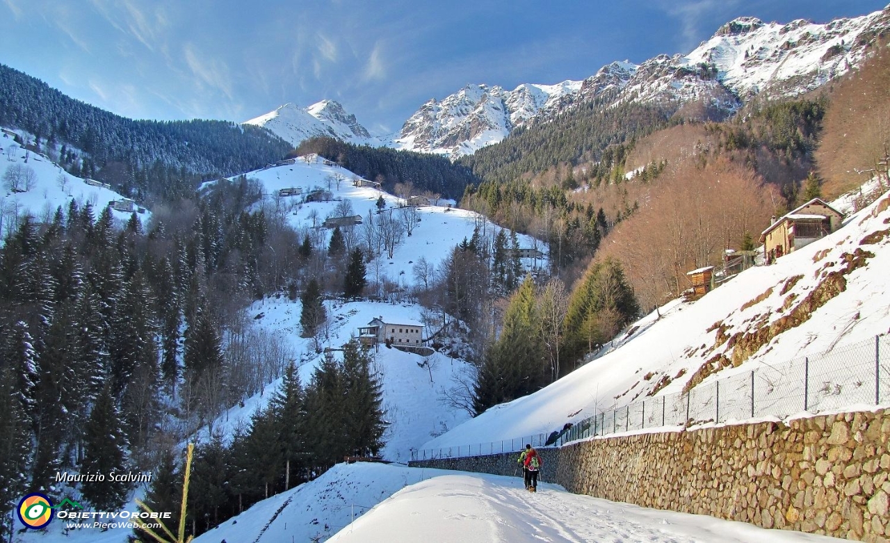 39 Panorami di Ornica....JPG